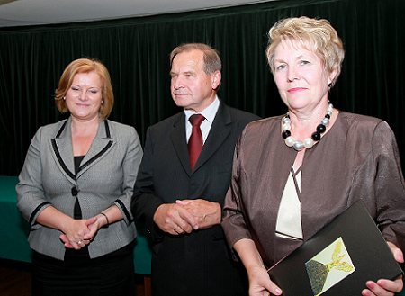 Wreczenie nagr&oacute;d